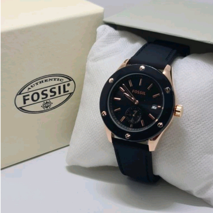 HITAM ROSE